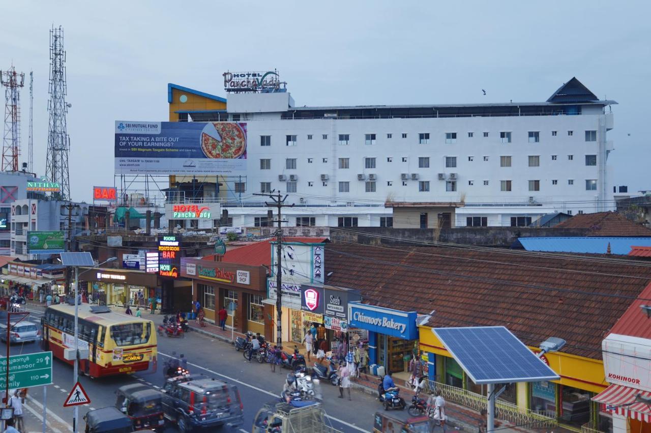 Hotel Panchavady Tiruvalla Exterior foto